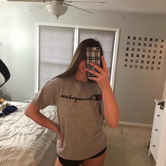 champion t shirt - Picture 2 of 4